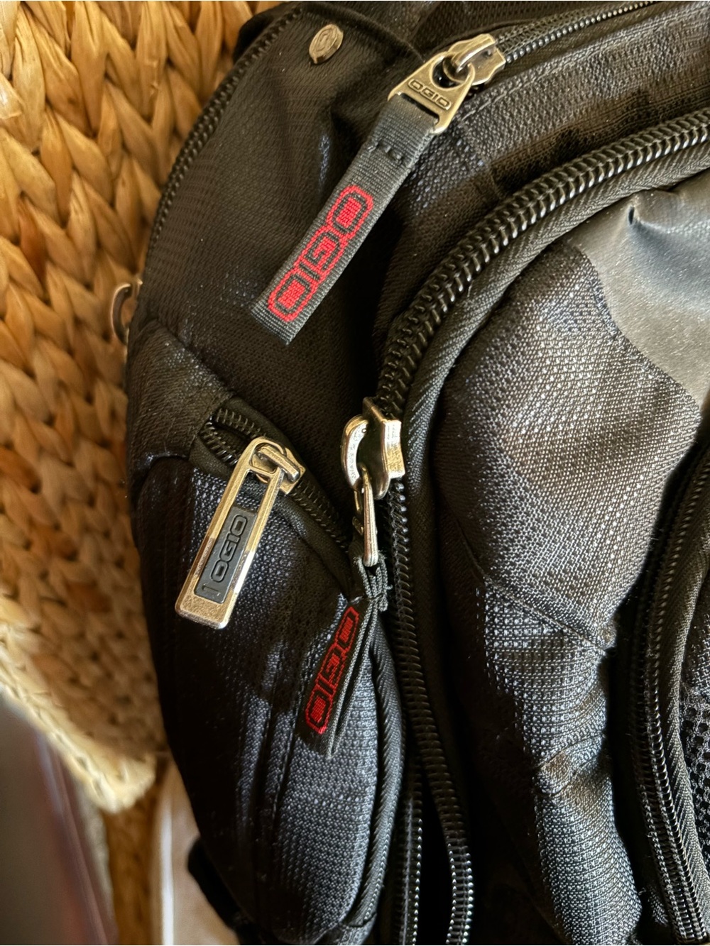 OGIO Bandit Black Backpack with Red Zipper Accents - Men's Laptop Pack - Picture 2 of 10
